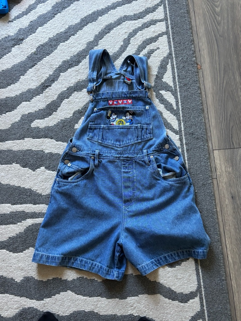 90s Jerry Leigh Disney Mickey Unlimited Overalls Shorts Jean Embroidery Medium